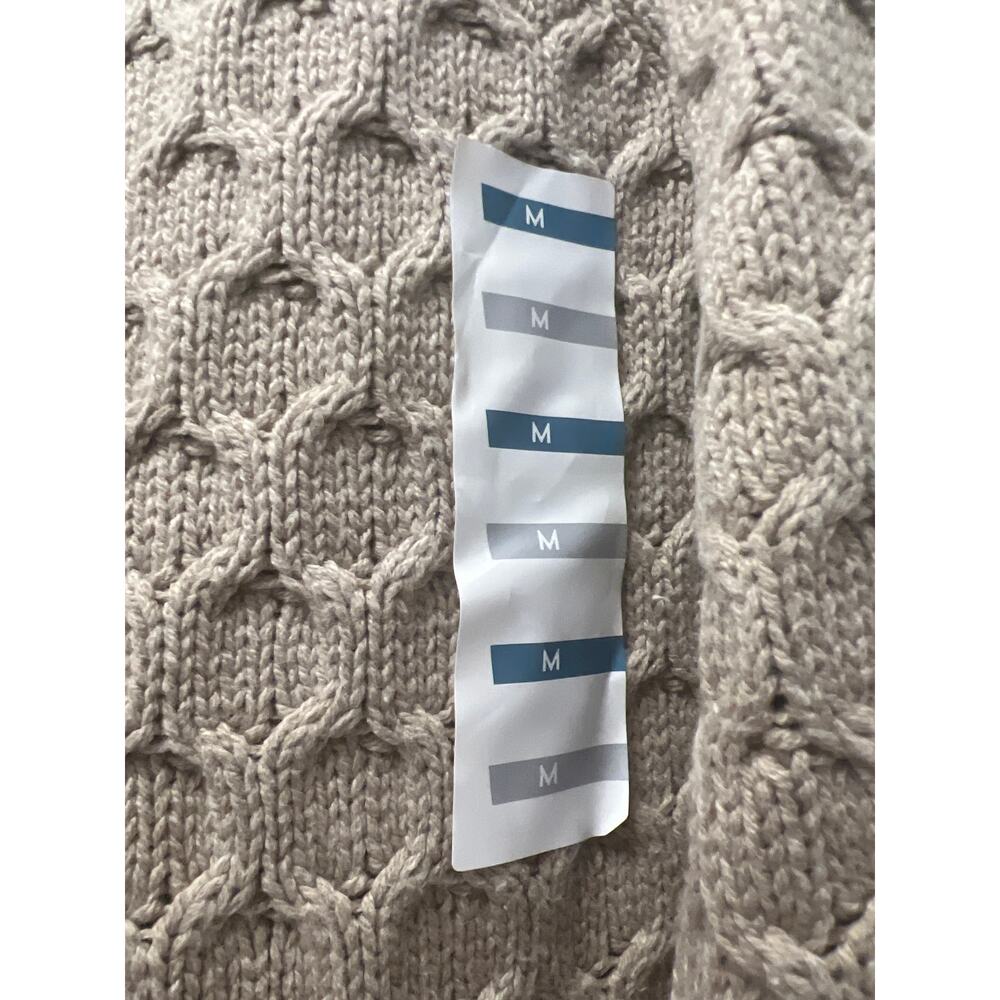 NWOT Old Navy Women’s Crew Neck Waffle Knit Long Sleeve Sweater Size M Beige - Picture 2 of 4
